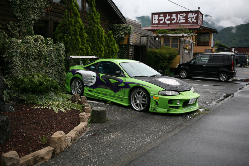 Illustration for article titled Abandoned and neglected vehicles in Japan